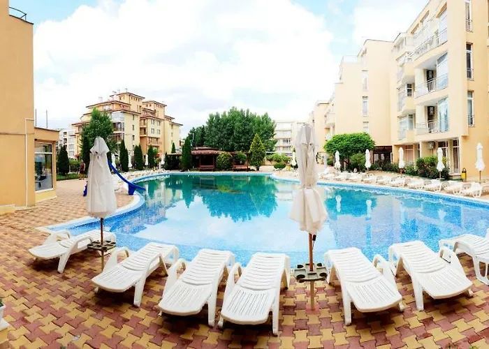 Kamelia Garden Mikosta Σάνι Μπιτς